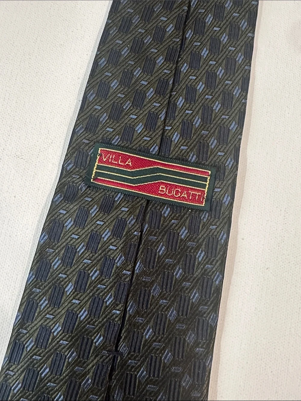 VILLA BUGATTI - MENS VINTAGE TIE